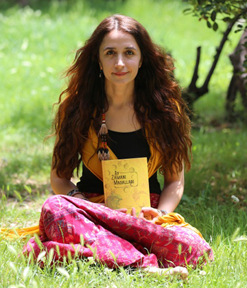 Beyza Akyüz 1 Beyza Akyüz